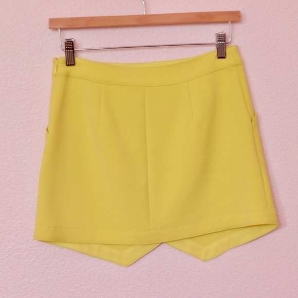 BCBGMAXAZIA INGRID A-LINE MINI SKIRT - Picture 5 of 7